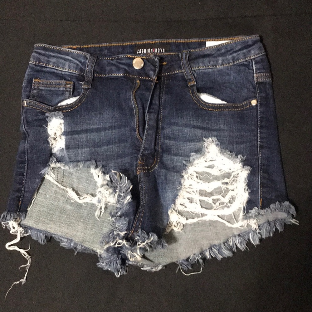 Fashion nova jean shorts